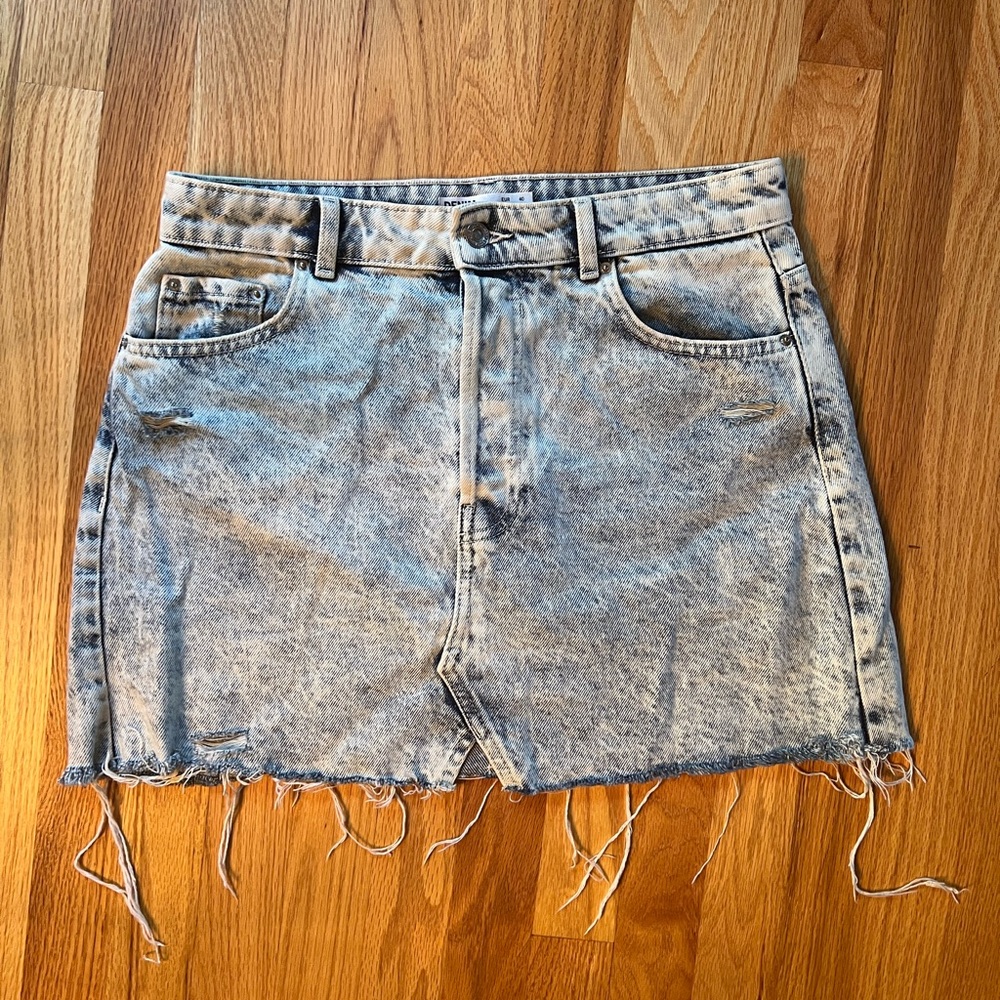 BERSHKA DENIM SKIRT SIZE 8